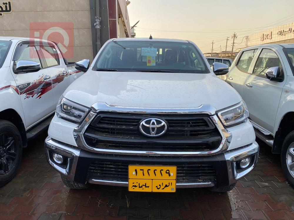 Toyota Hilux